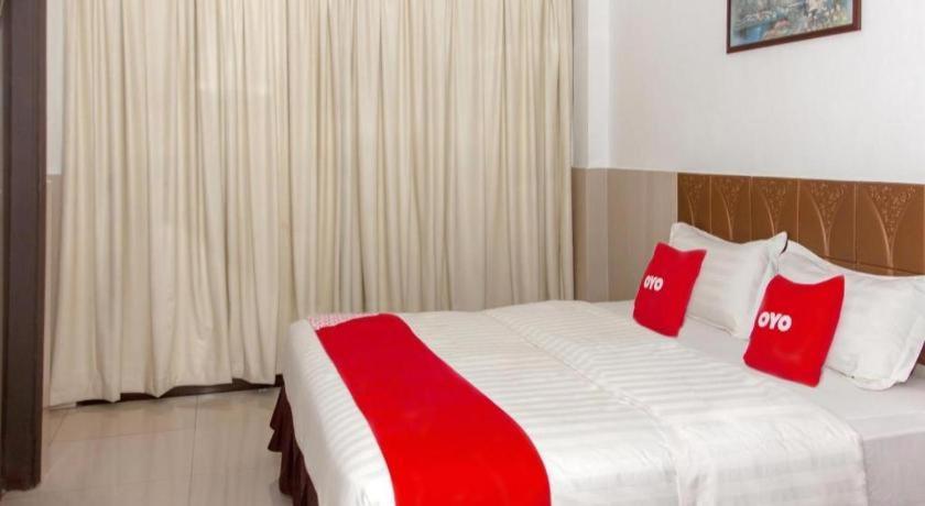 Oyo 89851 Leila Hotel Sandakan Luaran gambar