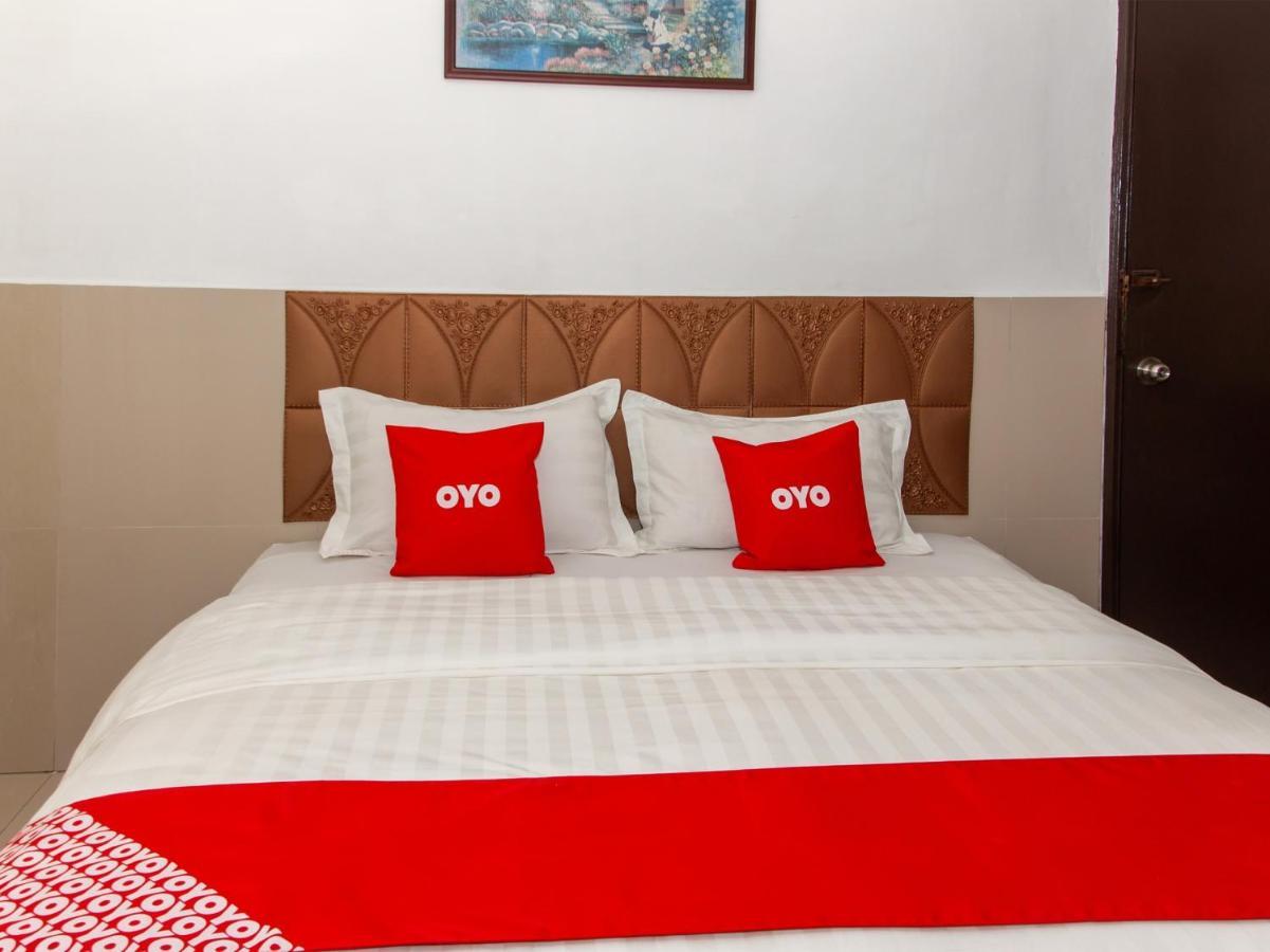 Oyo 89851 Leila Hotel Sandakan Luaran gambar