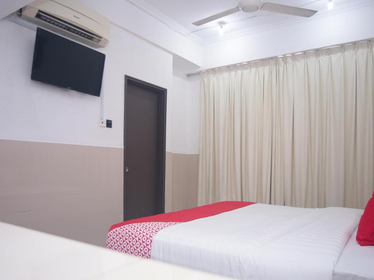 Oyo 89851 Leila Hotel Sandakan Luaran gambar